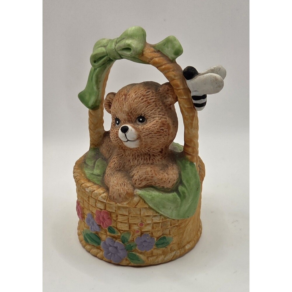 VTG Jeffrey Snyder New York JSNY Collect-A-Bell "Adorable Basket Buddy" Bear